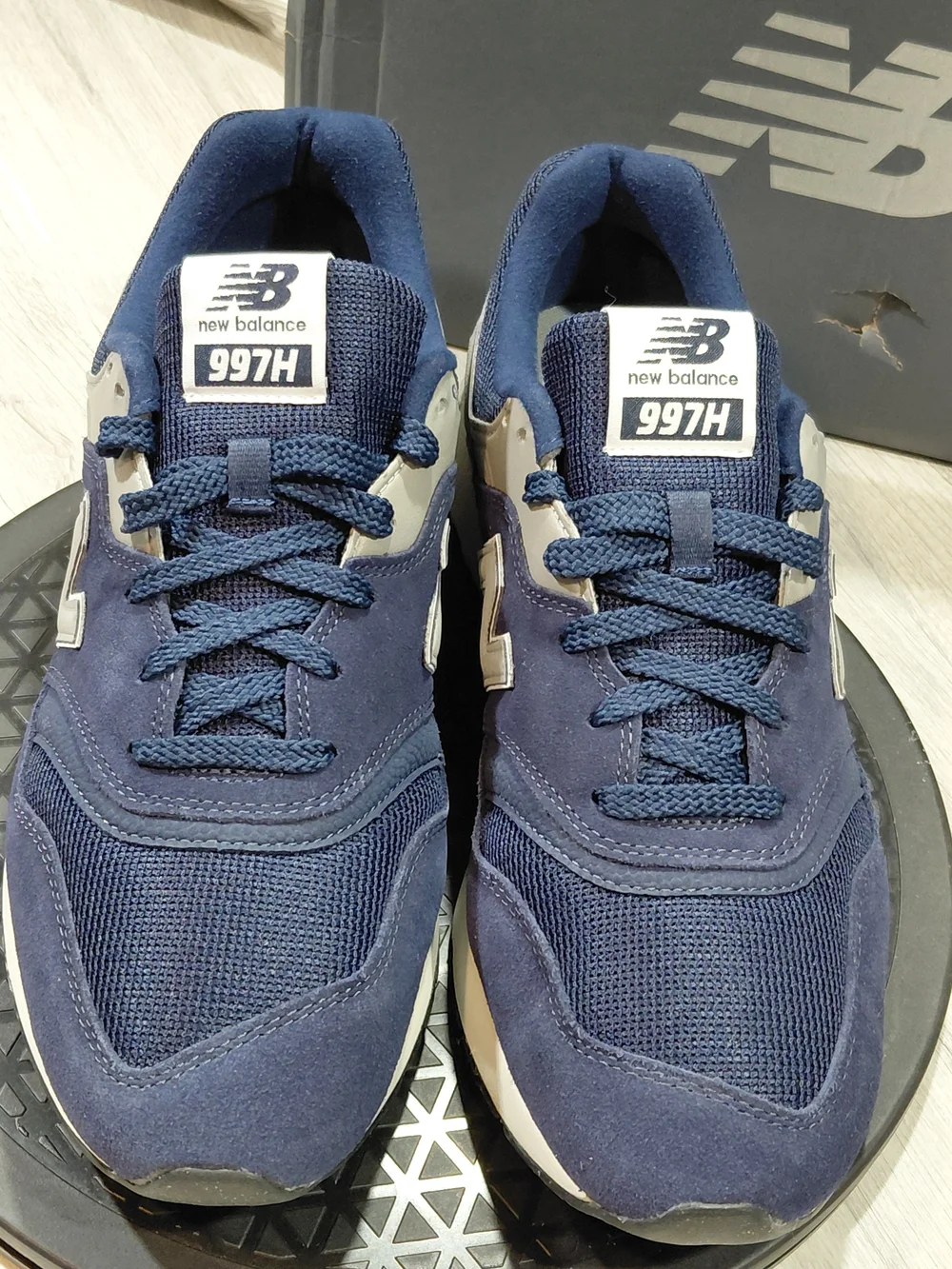 New Balance 997H Men's Navy/Grey Athletic Sneakers Suede & Mesh Upper SIZE 11